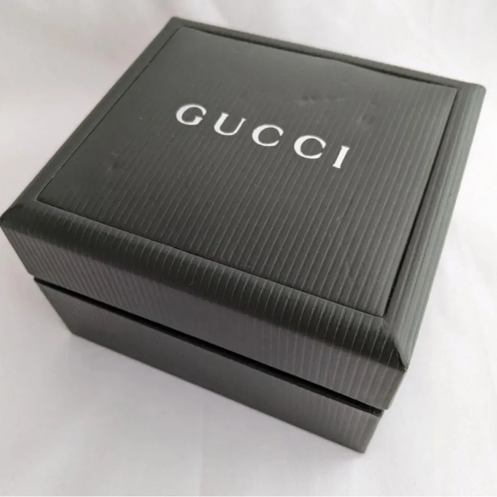 Stunning Silver Gucci Italian Luxury Bracelet Watch